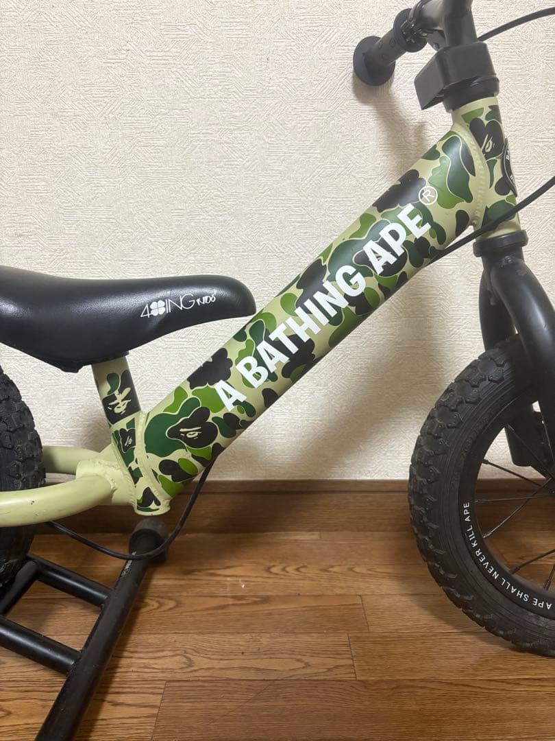 A BATHING APE バランスバイク 迷彩色