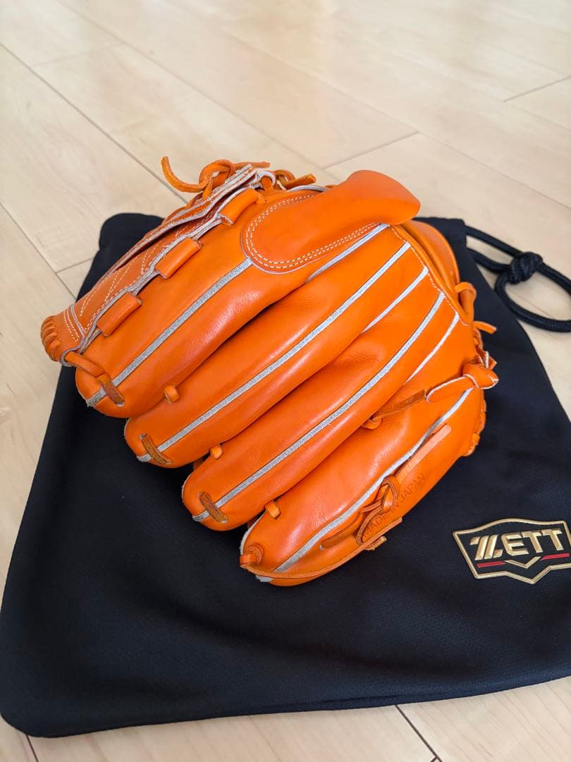 ZETT 硬式グローブ オレンジ色 収納袋付き