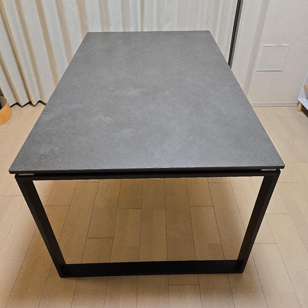 送料込み　ニトリセラミックダイニングテーブル（セーラル150CHN）