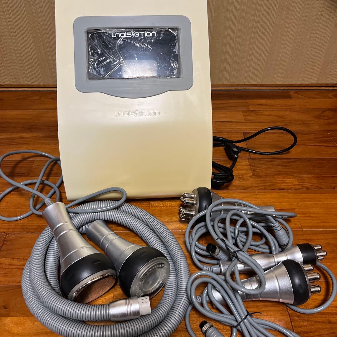 新キャビテーション5in1 美容機器　バキューム吸引