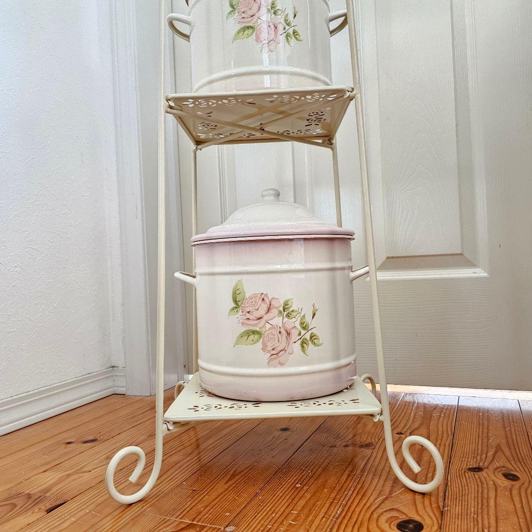 イマンimane ローズ4段ラック　飾り棚　ディスプレイ　アイアン　クリーム