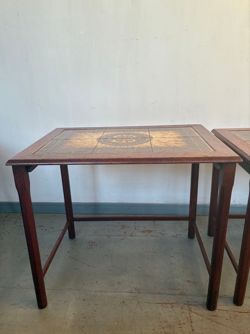 デンマーク製 モーベルファブリッケン・トフテンタイルトップ ネストテーブル