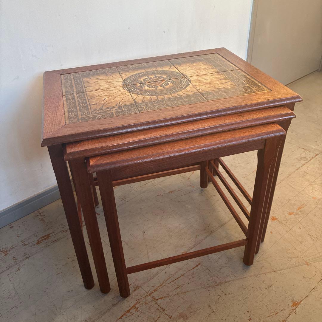 デンマーク製 モーベルファブリッケン・トフテンタイルトップ ネストテーブル