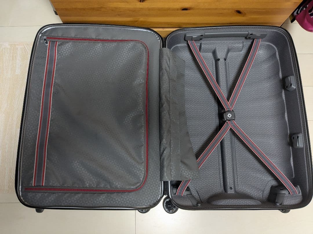サムソナイト ハードスーツケース
