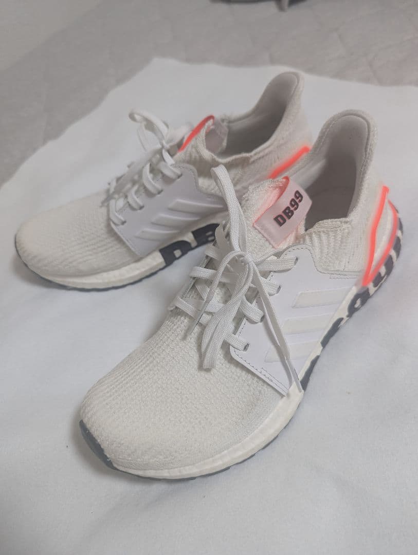 アディダスウルトラブースト　ベッカム着用希少美品