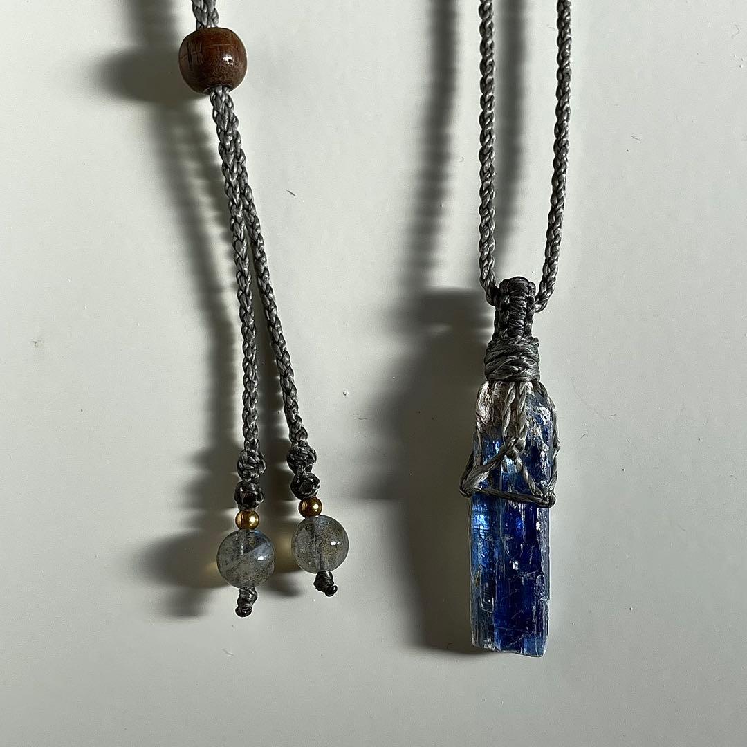 カイヤナイト ネパール産 ＊ ハンドメイド マクラメペンダント ネックレス ⑧