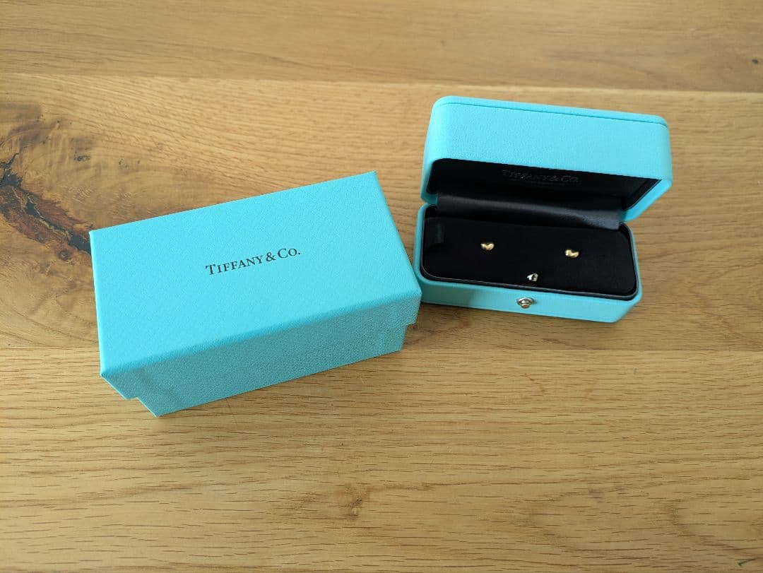 【ご購入予定あり】Tiffany & Co. ビーンデザインピアス K18