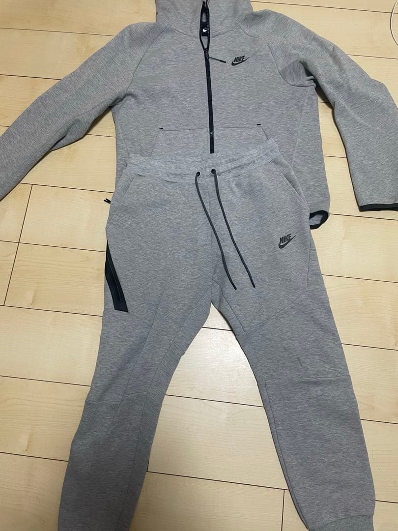 NIKE テックスゥウェット上下　セットアップ