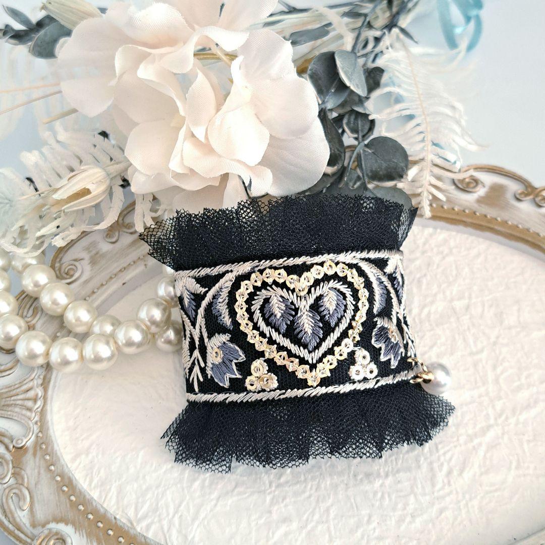 ⭐2100⭐❣️大人可愛い華やかアクセ❣️オリジナル一点物インド刺繍ポニーフック