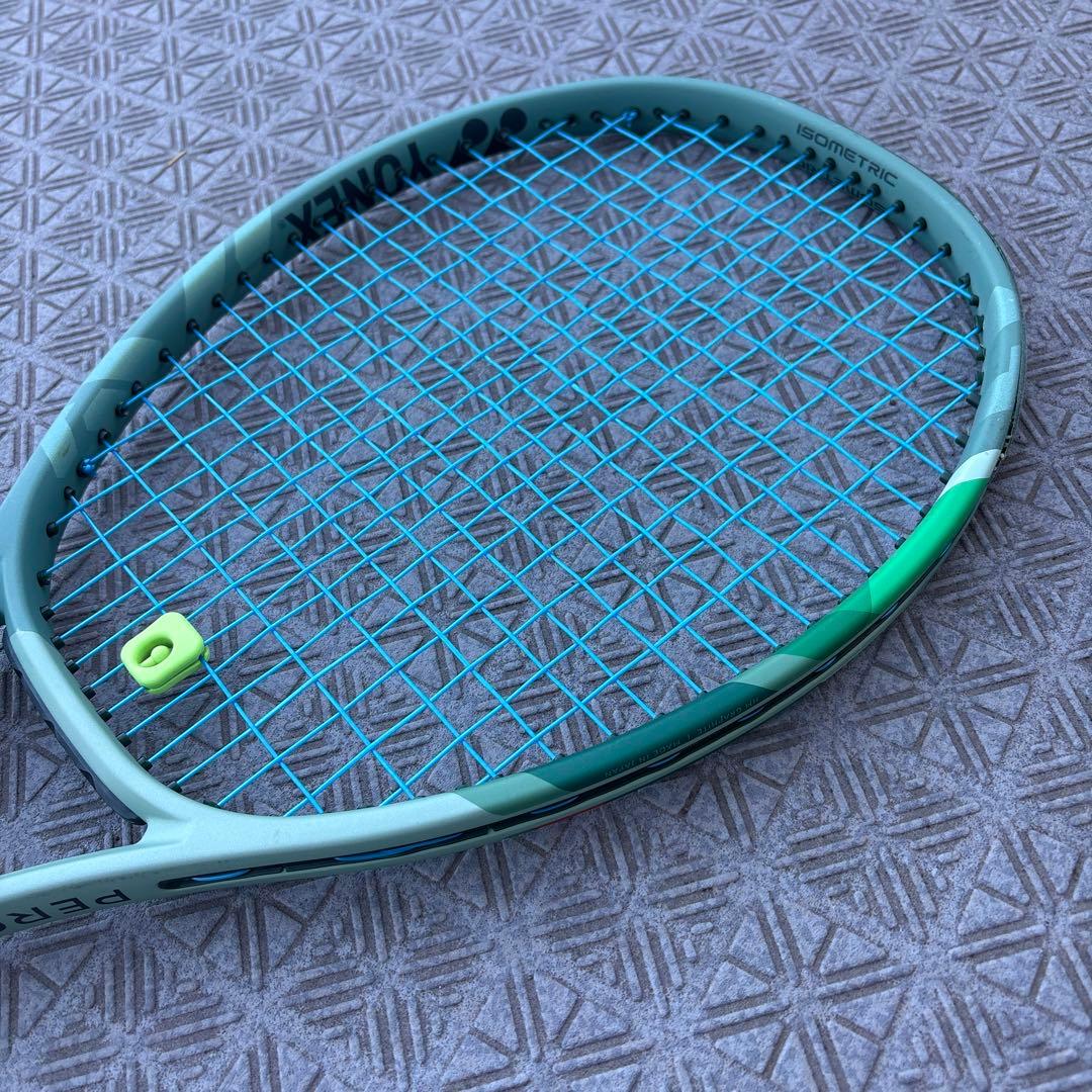 YONEX 硬式テニスラケット 緑