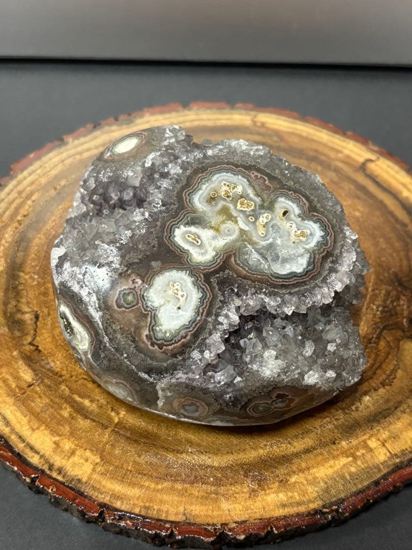 レア　ウルグアイ産　ドゥルージーアメジスト　スタラクタイトアイズ　383g