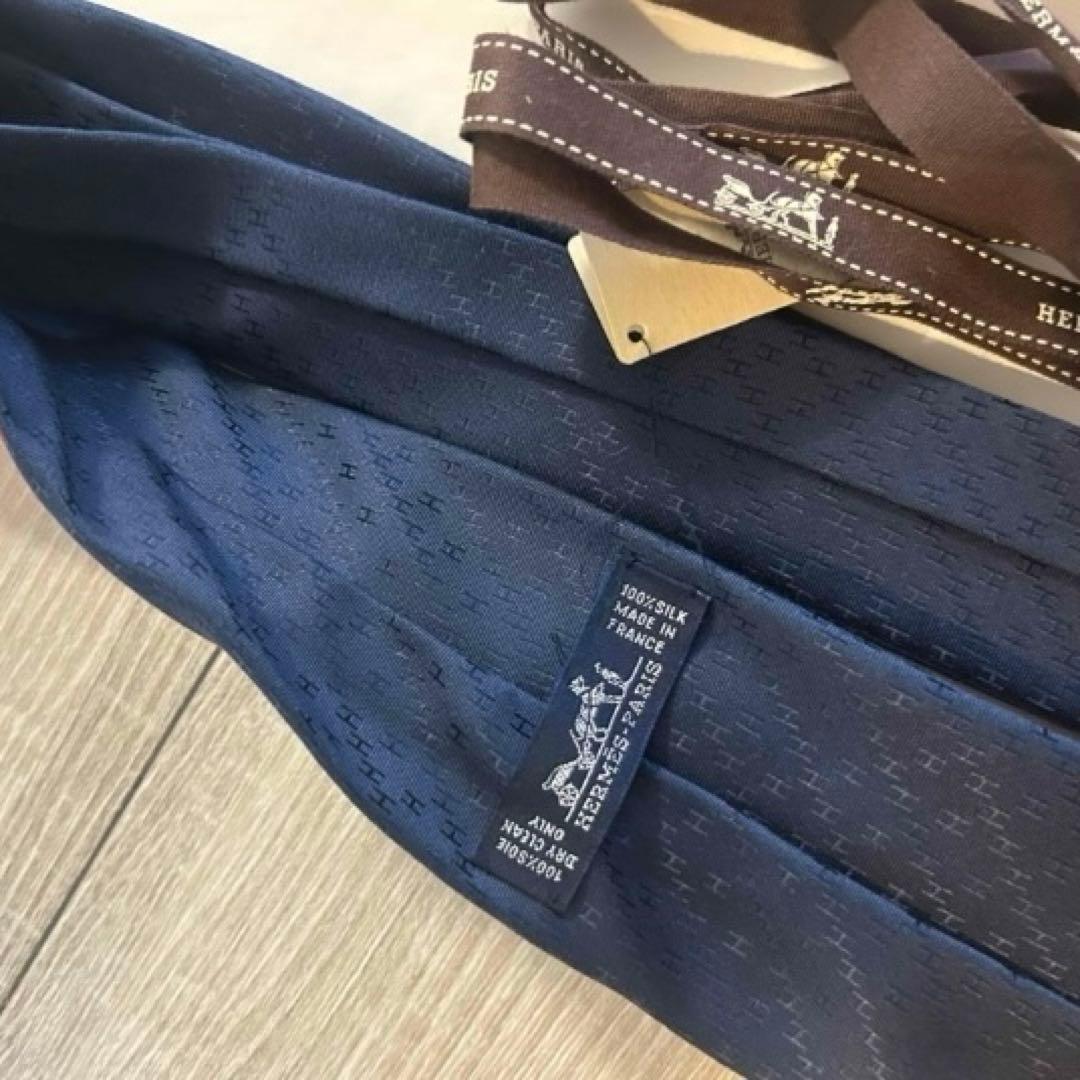 Hermès ネイビー シルク ネクタイ 公式サイト販売中^_^