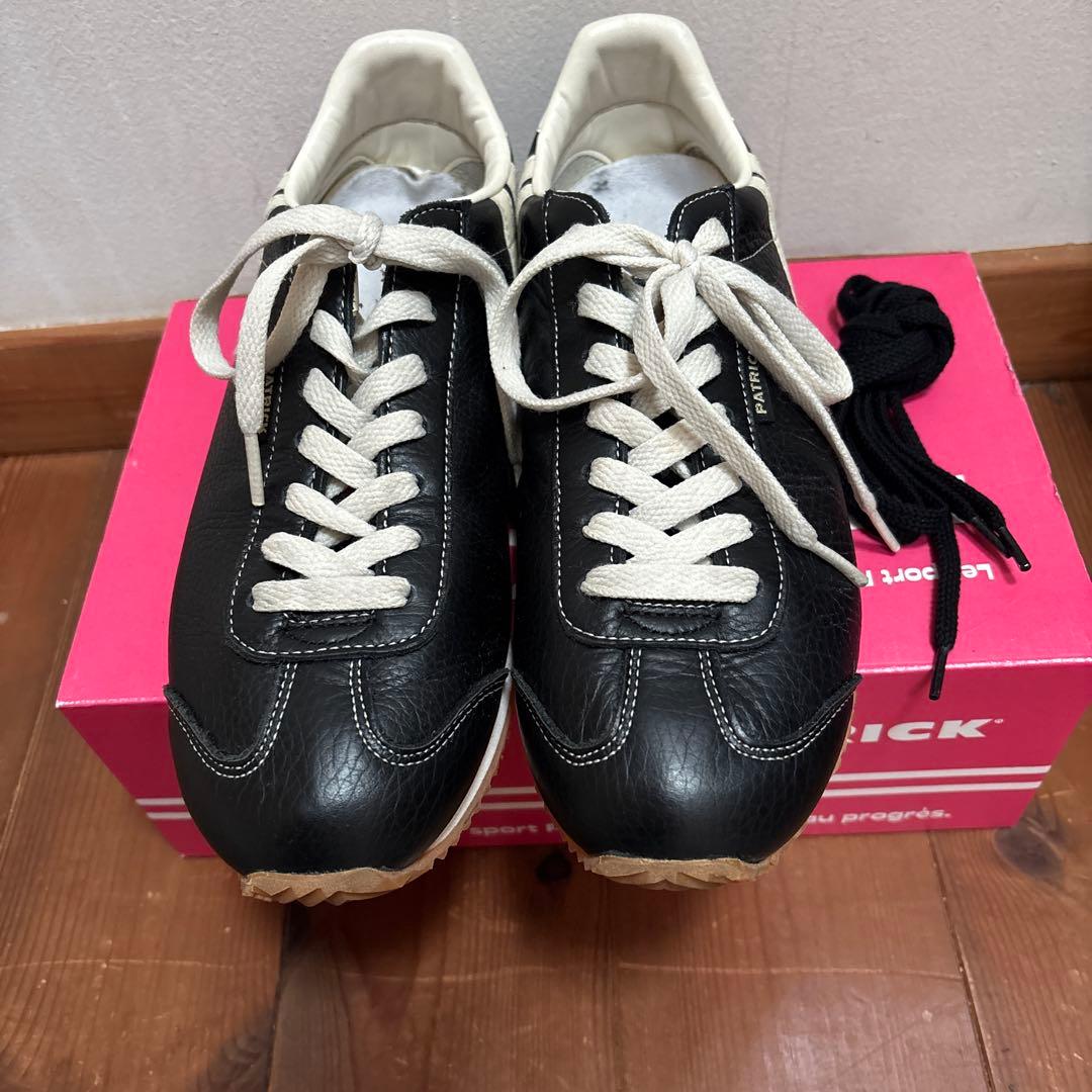 PATRICK 本革ブラック スニーカー39 男女兼用　新品靴紐付き　週末値下げ