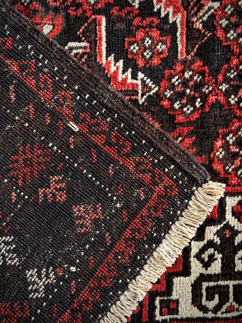 トライバルラグ　ヴィンテージラグ　アンティーク バルーチ　プリミティブアート美品