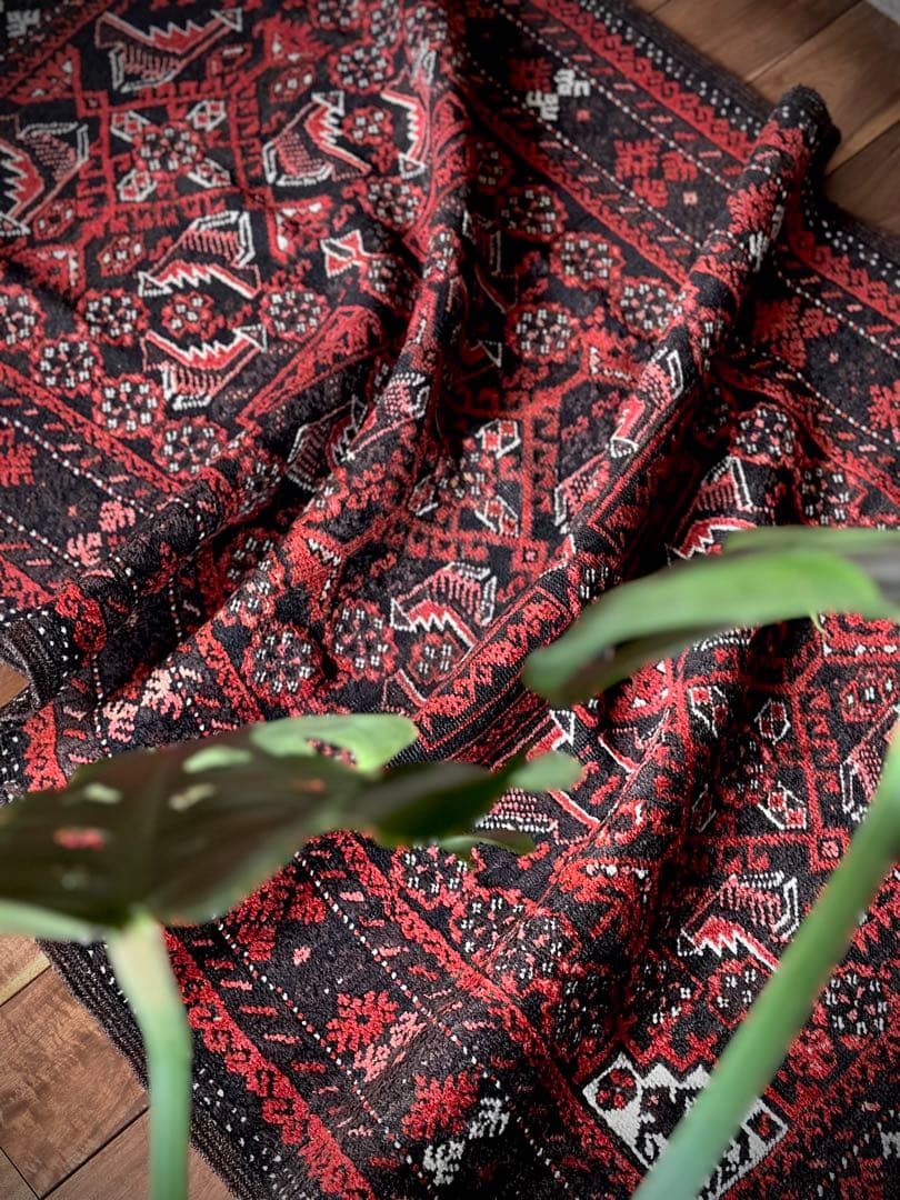 トライバルラグ　ヴィンテージラグ　アンティーク バルーチ　プリミティブアート美品