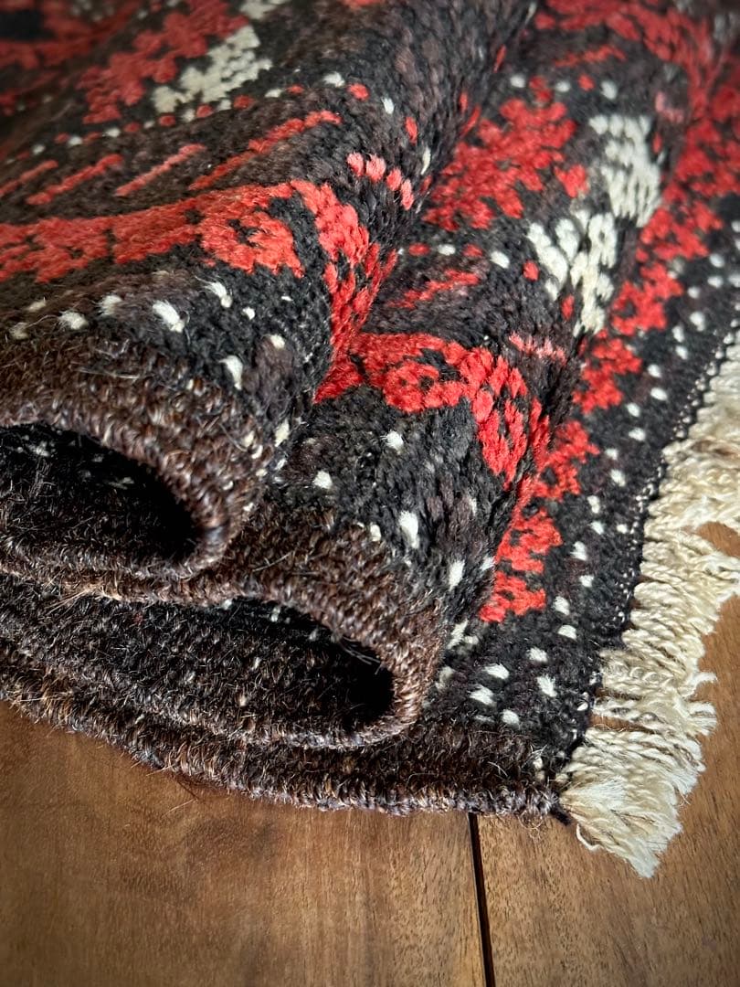 トライバルラグ　ヴィンテージラグ　アンティーク バルーチ　プリミティブアート美品