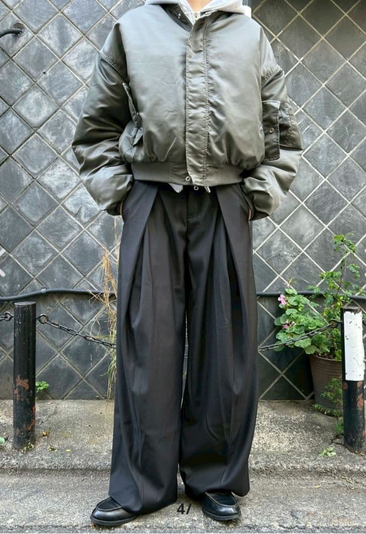 東京店WEB限定受注制商品 チカシツプラス　黒 クロップドエムエーワン MA 1