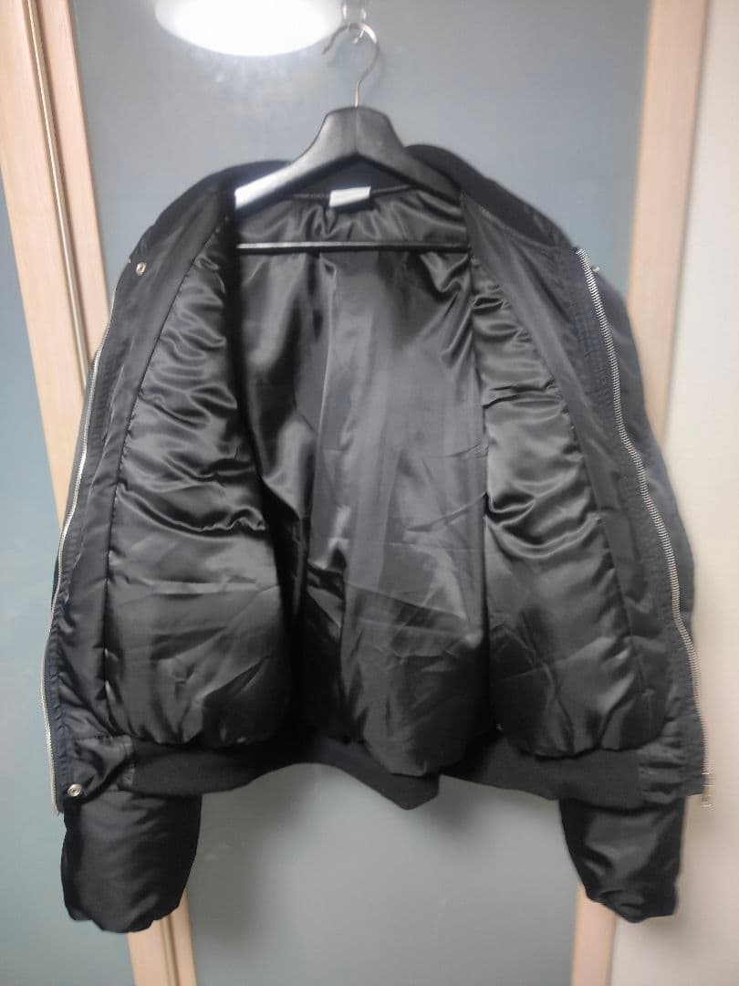 東京店WEB限定受注制商品 チカシツプラス　黒 クロップドエムエーワン MA 1