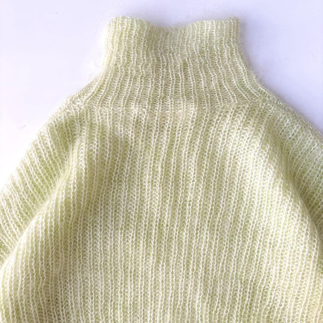 美品⁑ボールジィ　モヘヤシルク ハイネックニットプルオーバー　淡いグリーン　38