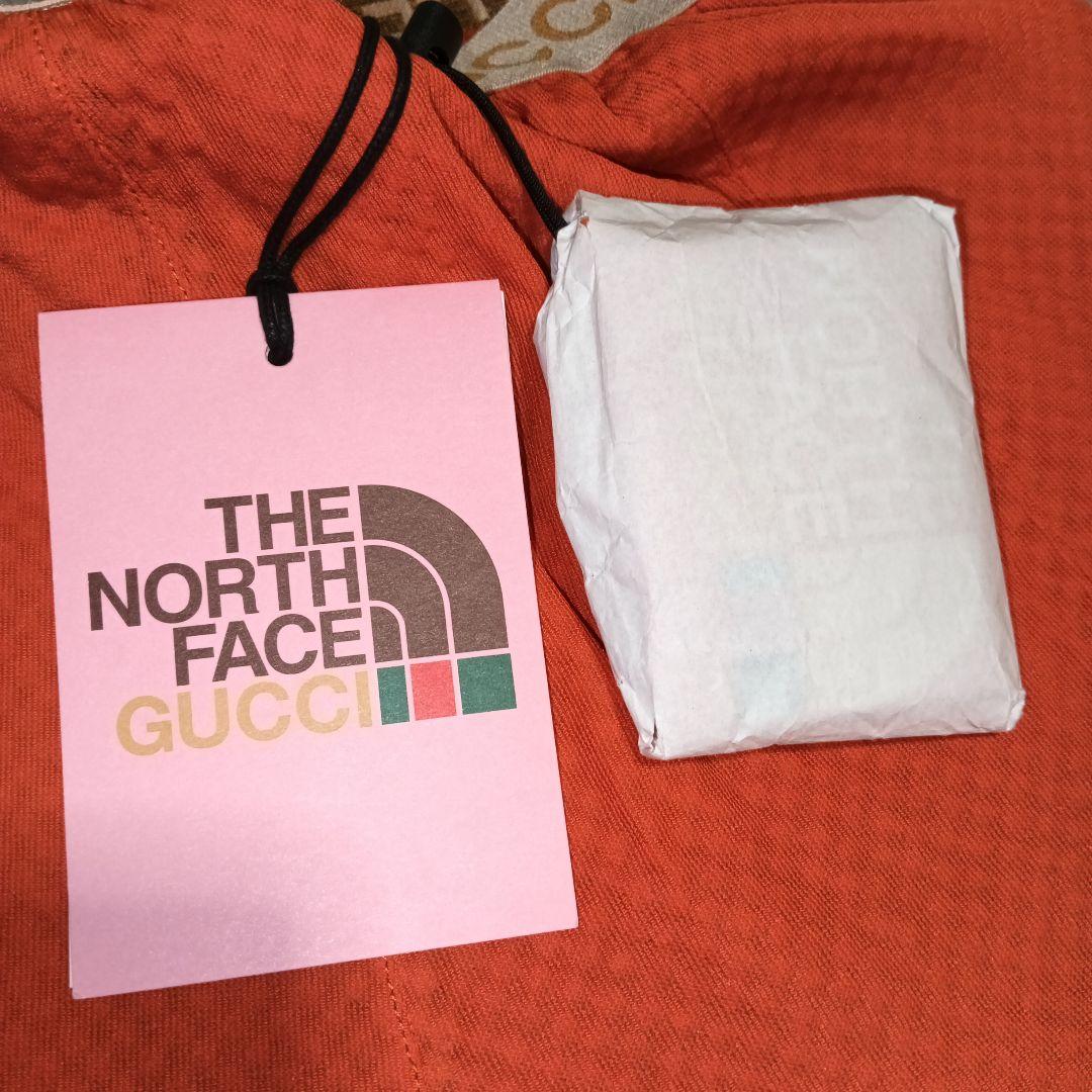 【未使用タグ付】グッチ×ザノースフェイス　パンツ　スウェットパンツ　М　ポーチ付