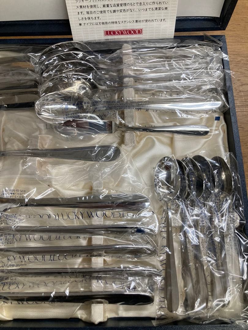 LUCKYWOOD カトラリーセット 18-10 ステンレス27本セット