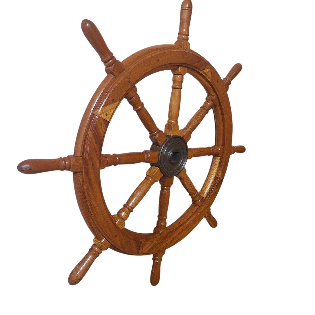 船 舵 かじ インテリア　お洒落　バー レストラン　木製