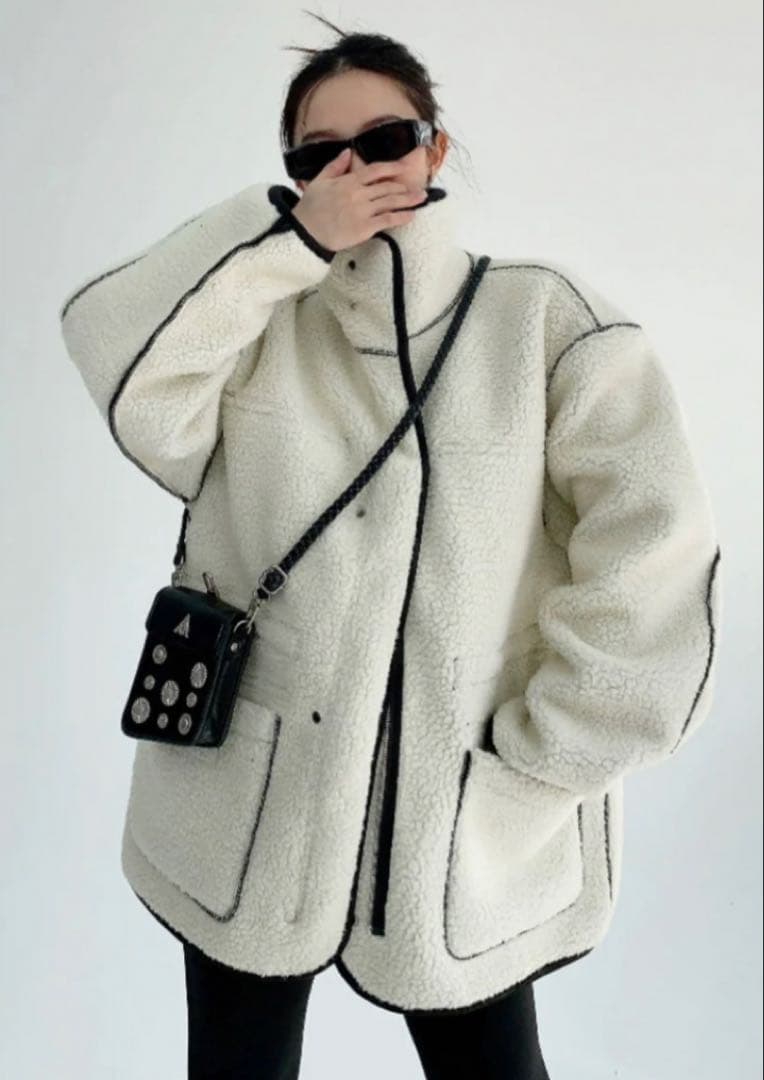 ボアジャケット ブラック・ホワイト・ムートン