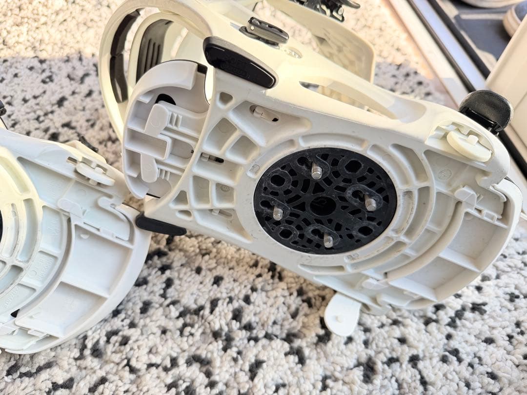 FLUX DSスノーボードビンディング Lサイズ