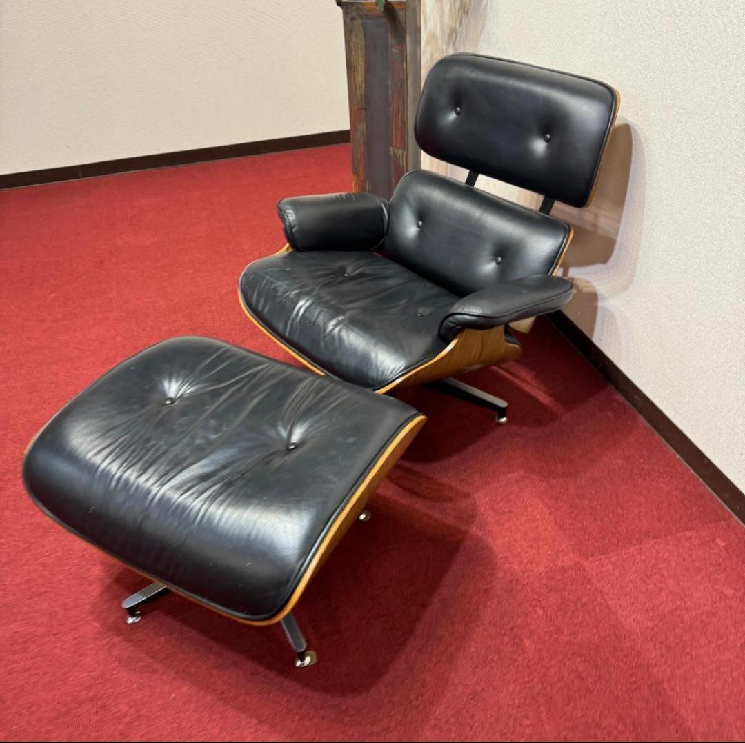 東京23区送料無料　美品ラウンジチェアー＆オットマン　ハーマンミラーシール無し