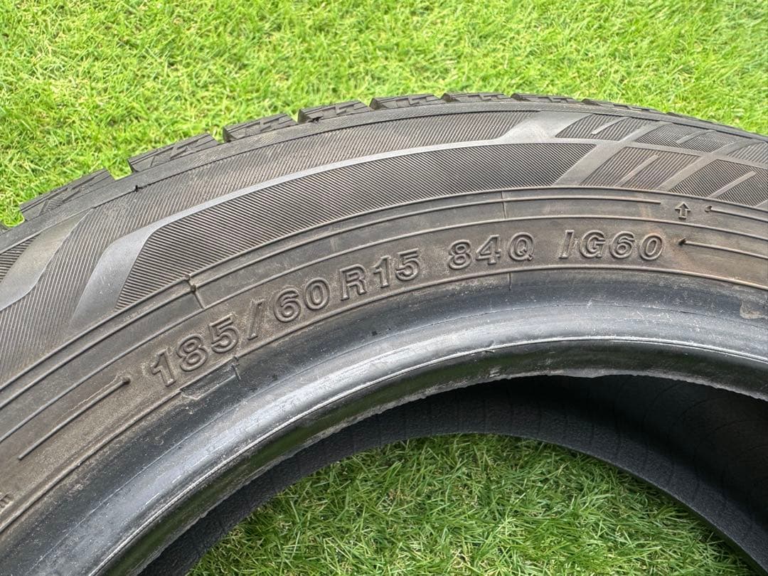 スタッドレスタイヤ ice GUARD ig60 185/60R15 4本セット