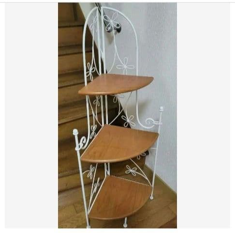 ホワイト 3段 シェルフ アンティーク風アイアン細工　コーナーラック