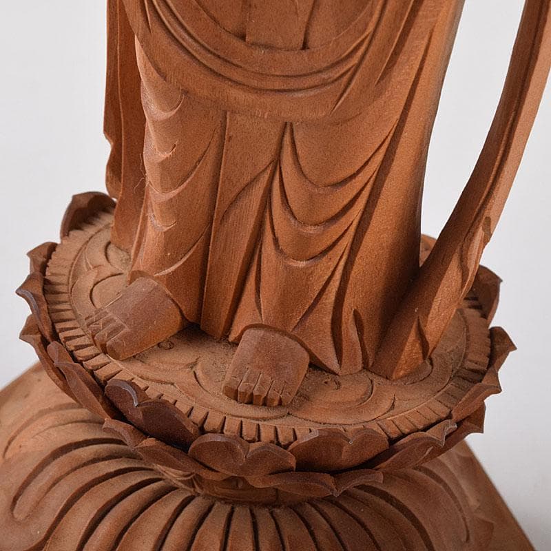 さとだい 武藤英一作　白檀彫　聖観音菩薩像　仏像　置物　共箱　M7615C