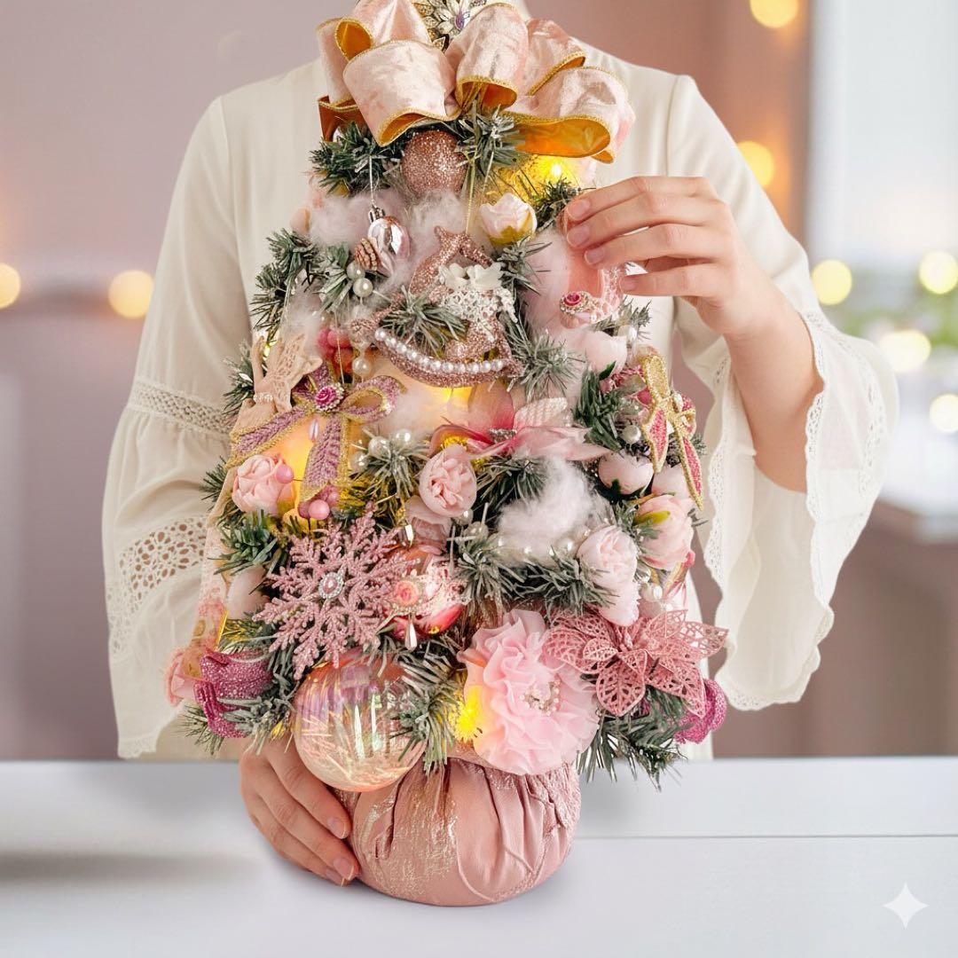 クーゲルタウンのフェアリーノエルツリー ／イルミネーション付クリスマスツリー