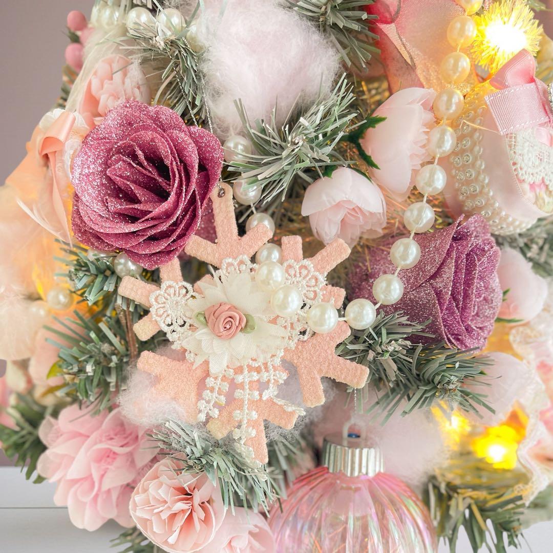 クーゲルタウンのフェアリーノエルツリー ／イルミネーション付クリスマスツリー