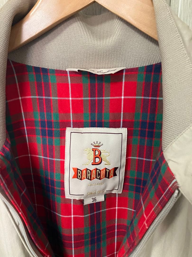 s*i様 BARACUTA ジャンパー・ブルゾン 36 ベージュ