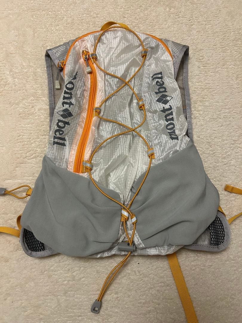 美品！mont-bell 軽量ベスト クロスランナーパック7