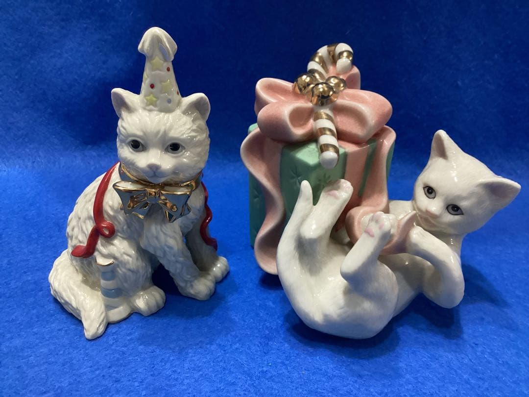 レノックス　フィギュア　フィギュリン　クリスマス　白猫の陶器置物 2点セット