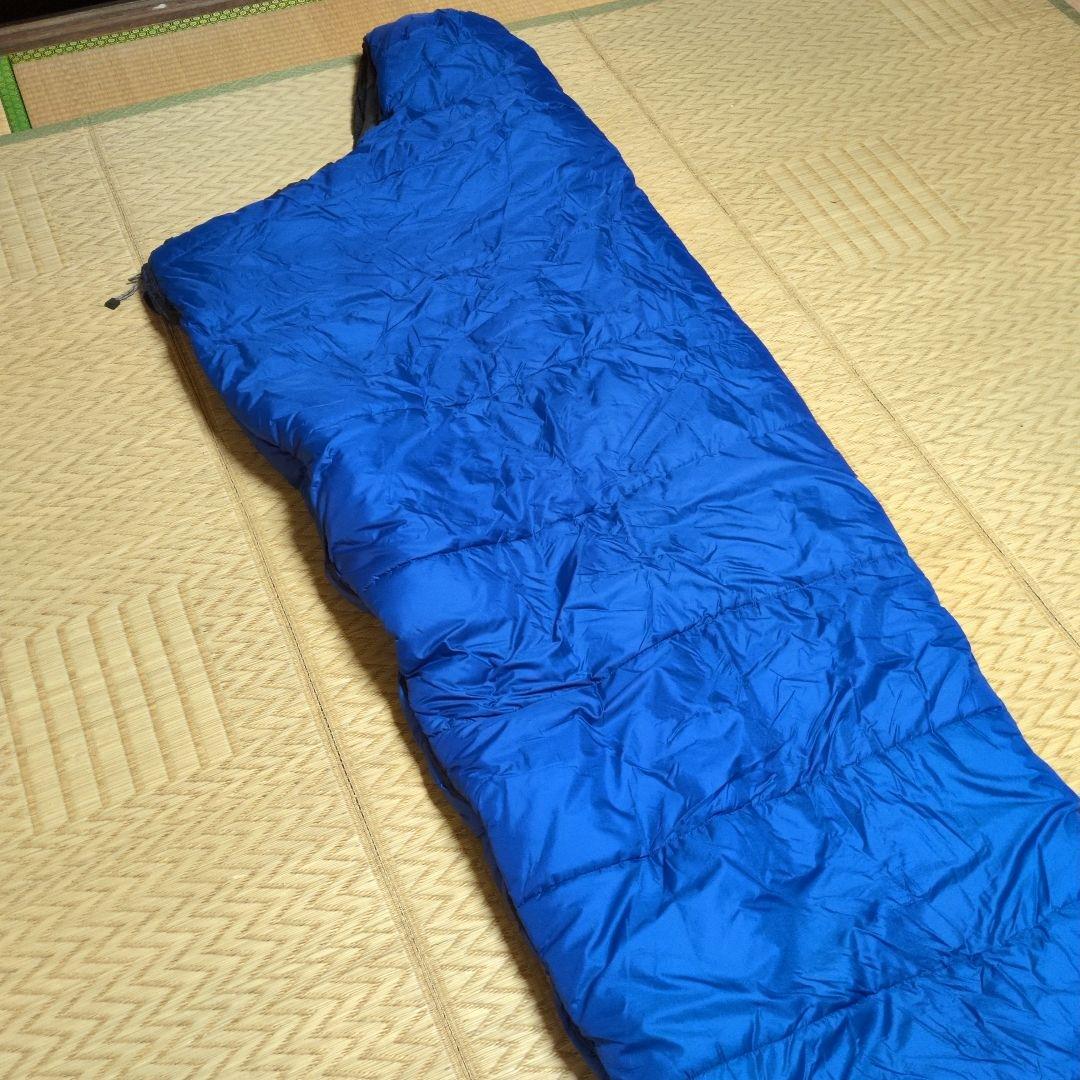 【美品】ISUKA スノートレック1300 冬モデル　イスカ　シュラフ寝袋