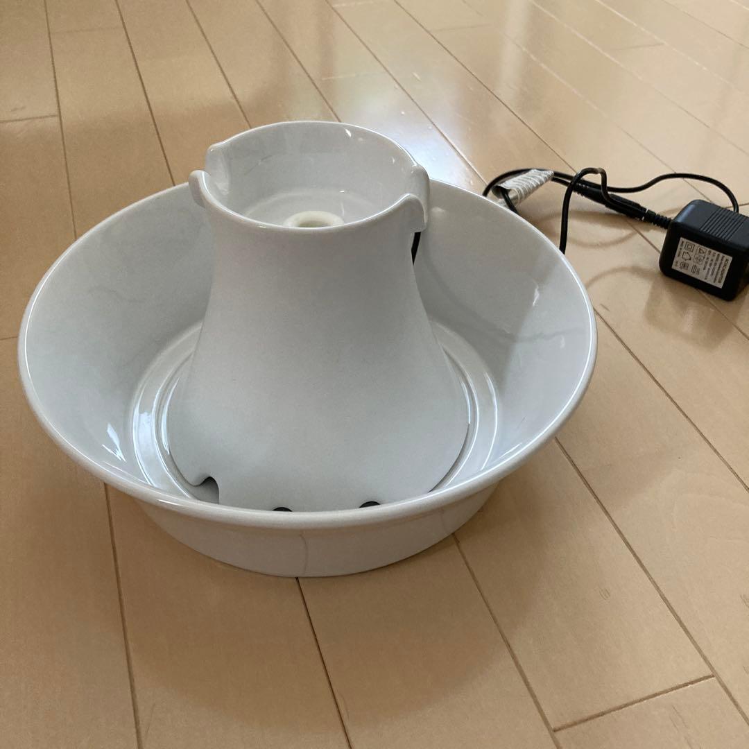 ドリンクウェル　セラミック・アバロン　ペットファウンテン犬猫用　循環式自動給水器