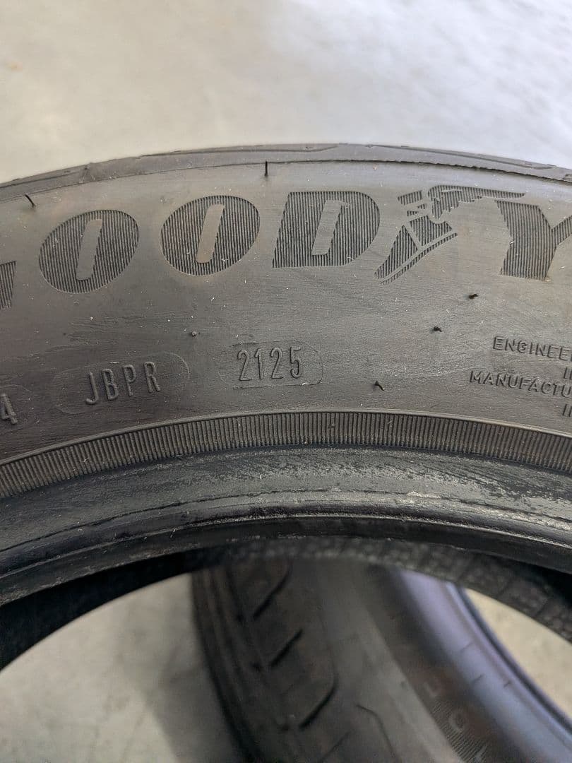 タイヤ・ホイール Goodyear assurance triplemax2 195/60r16