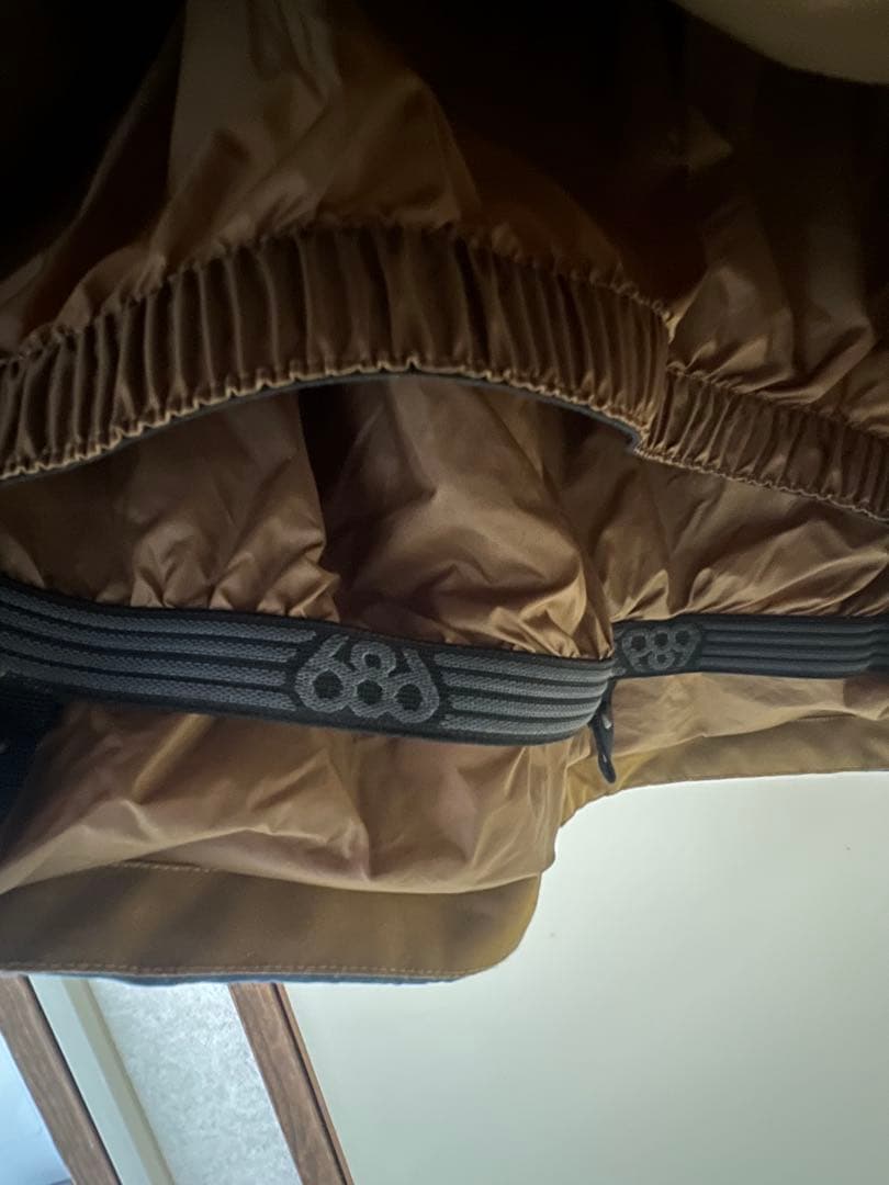 最終値下げ✨SIXEIGHTSX スノーボードウェア 686 メンズM