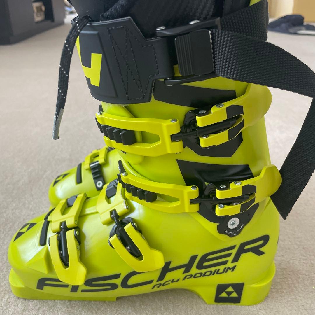 【新古品】FISCHER RC4 PODIUM スキーブーツ 110サイズ