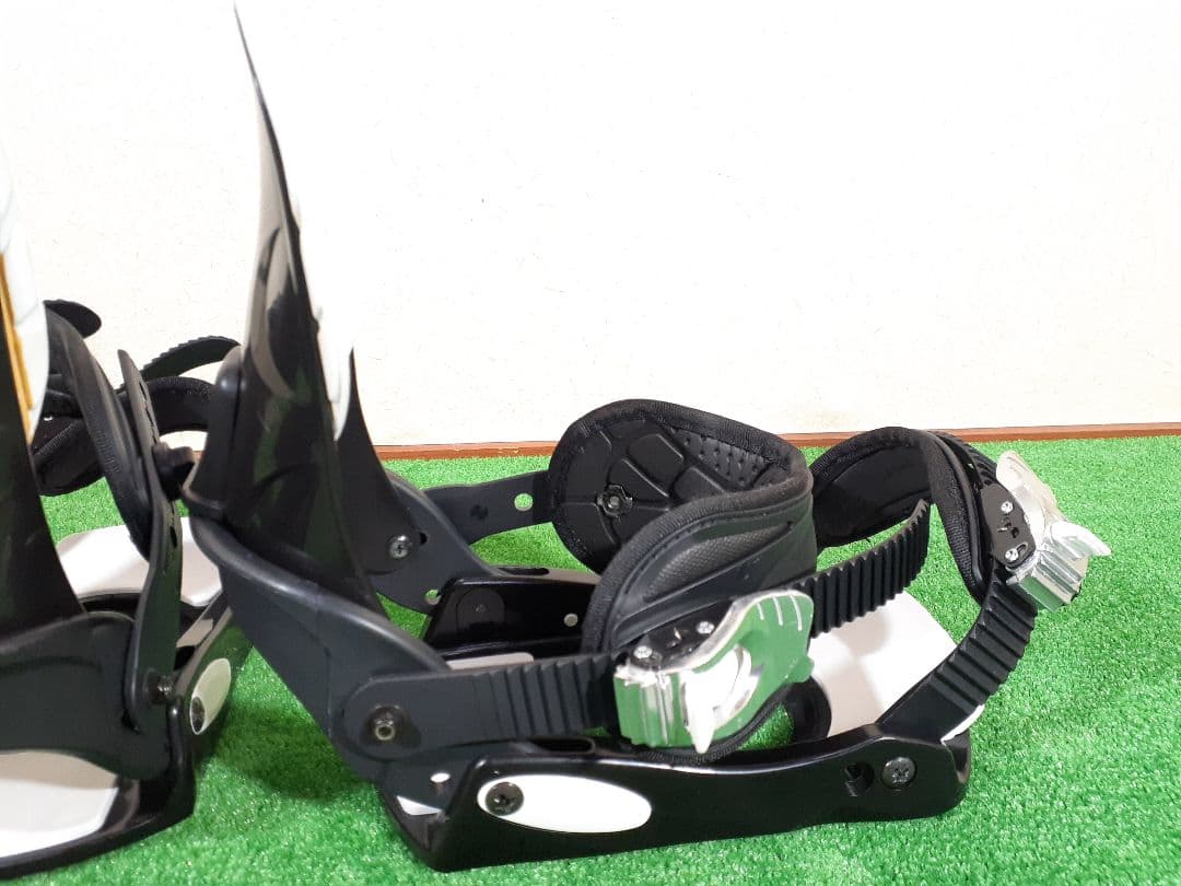 メンズエントリーモデルのスノーボード2点セット