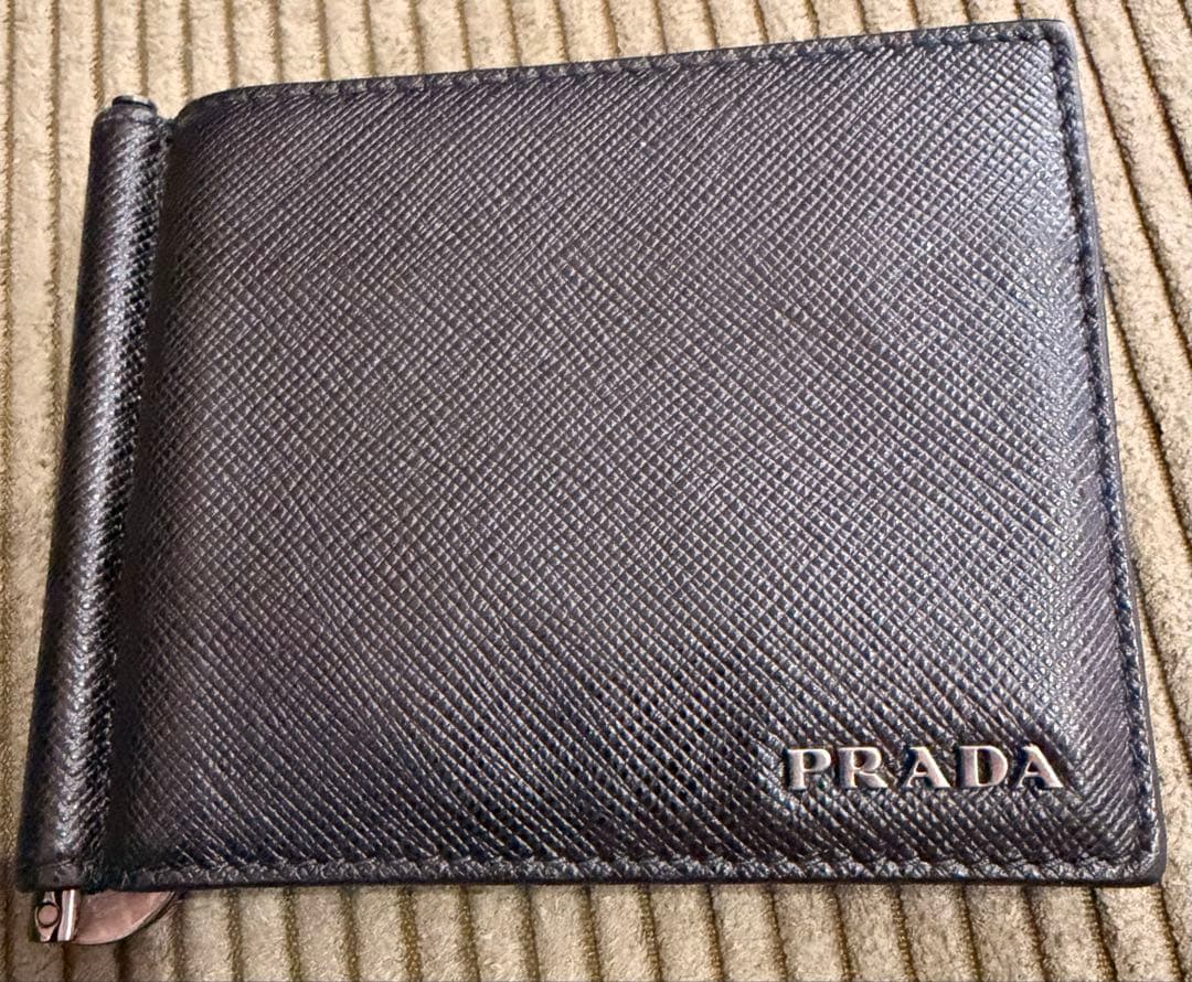 PRADA マネークリップ レザーブラック
