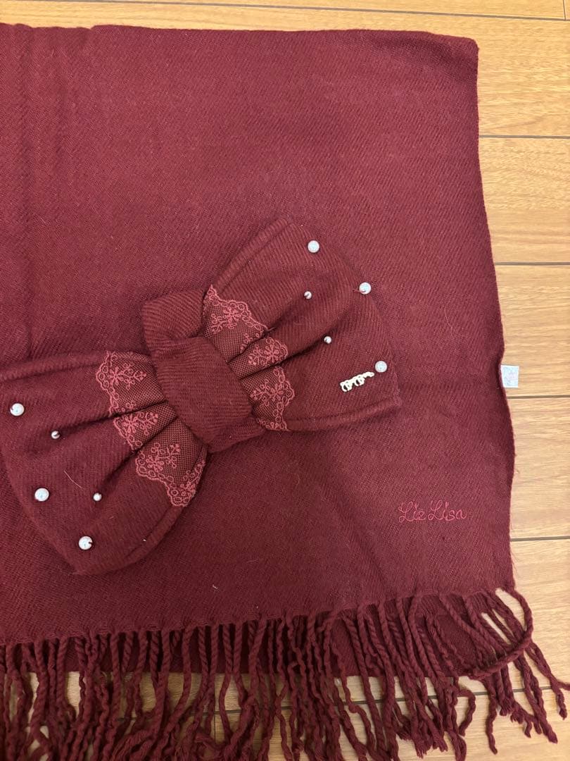 平成レトロLIZ LISAリボン付きバーガンディマフラー