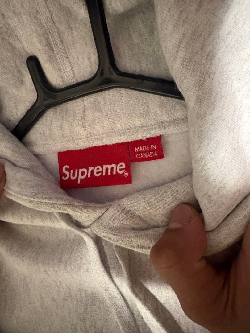 Supreme パーカー　L