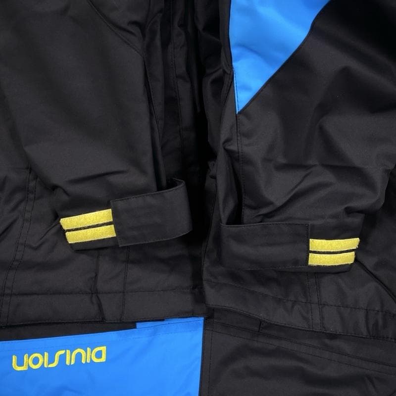 ディヴィジョン/配色切り替え/スノーボードウェアセットアップ/ジャケット+パンツ