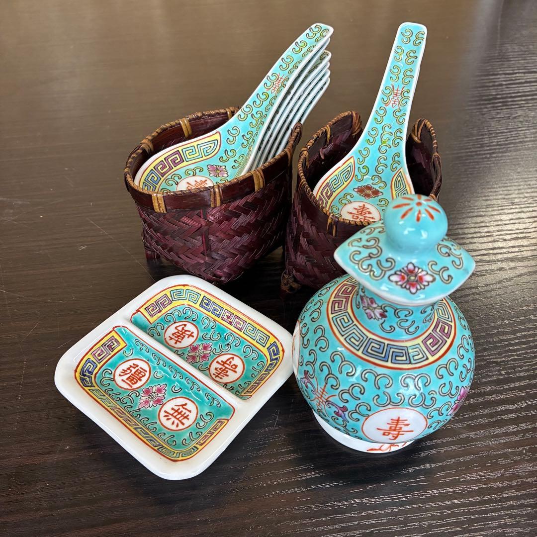 【まとめてお得】中国景徳鎮　皿　匙　レンゲ　景徳鎮　食器　皿　中華　箸　まとめ