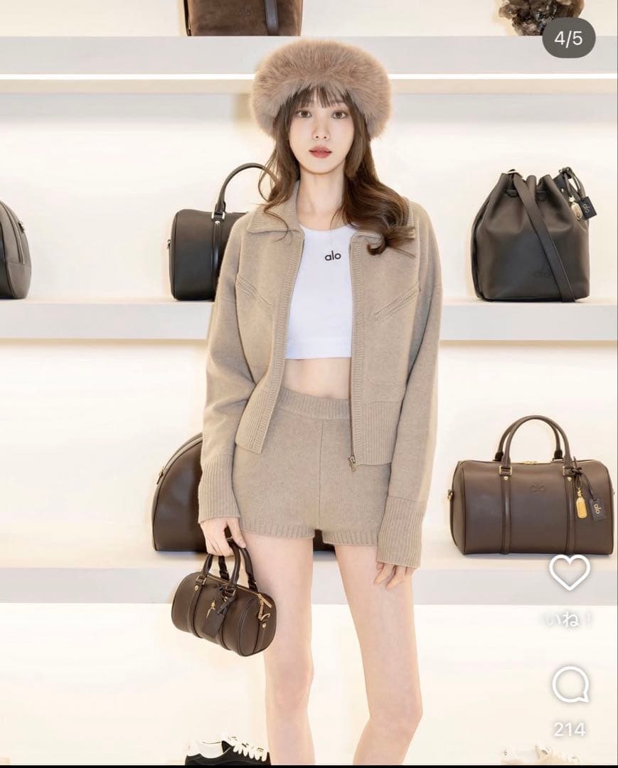 週末セール！alo ヨガウェア　3点黒SET 新品未使用タグ付き