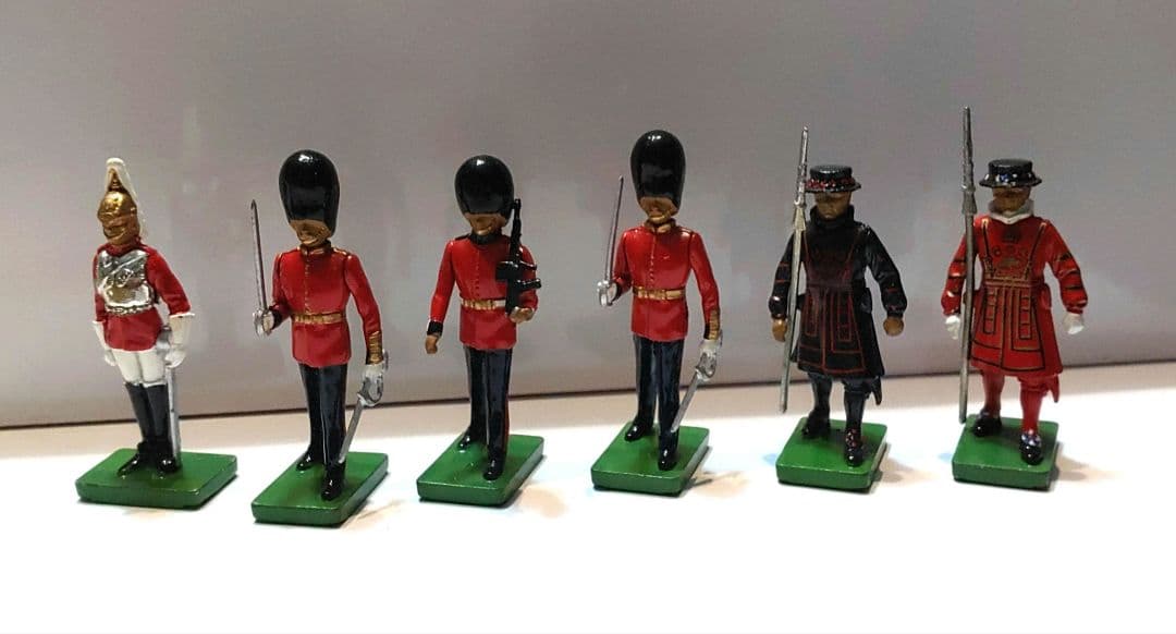 イギリス　衛兵ミニチュア　ヴィンテ_ジ